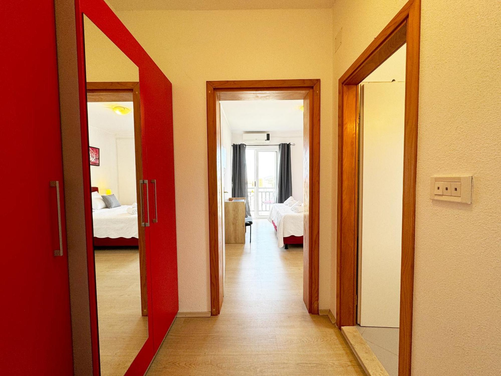 Hvar Sunny Hill Apartment *